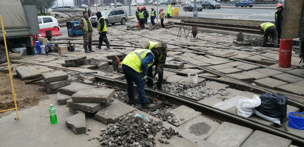 Сварка стыков рельсов АЛТС-методом на трамвайных линиях Москвы