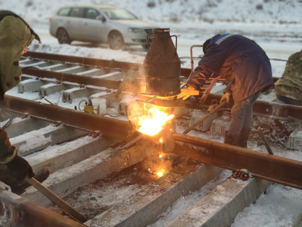 Что такое термическая обработка сварного рельсового стыка